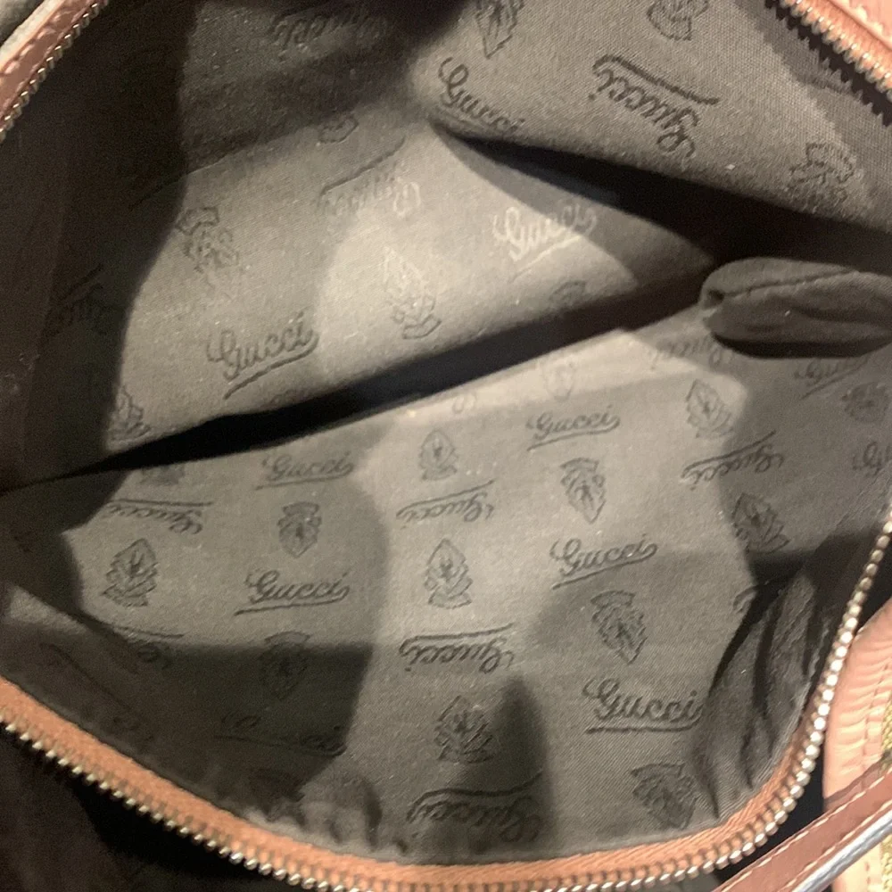 Heavily used Gucci shoulder bag - Picture 6 of 10
